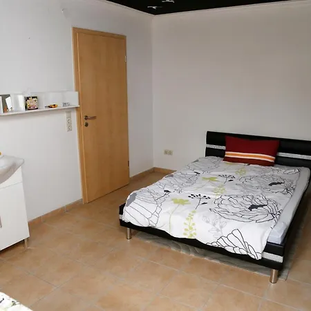 Gaestehaus Schaefer * Bensheim