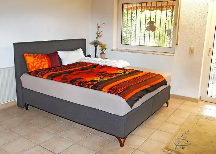 Gaestehaus Schaefer بيت ضيافة بينسهايم