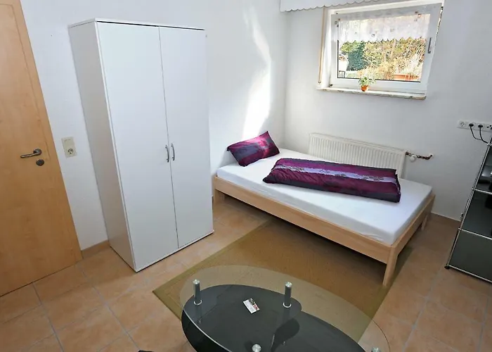 Gaestehaus Schaefer بيت ضيافة *